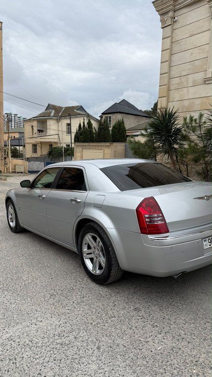 Chrysler 300C, 5.7 L, 2005 il, 118 000 km 90-OB-678 — Avtomobillər, Bakı (5)