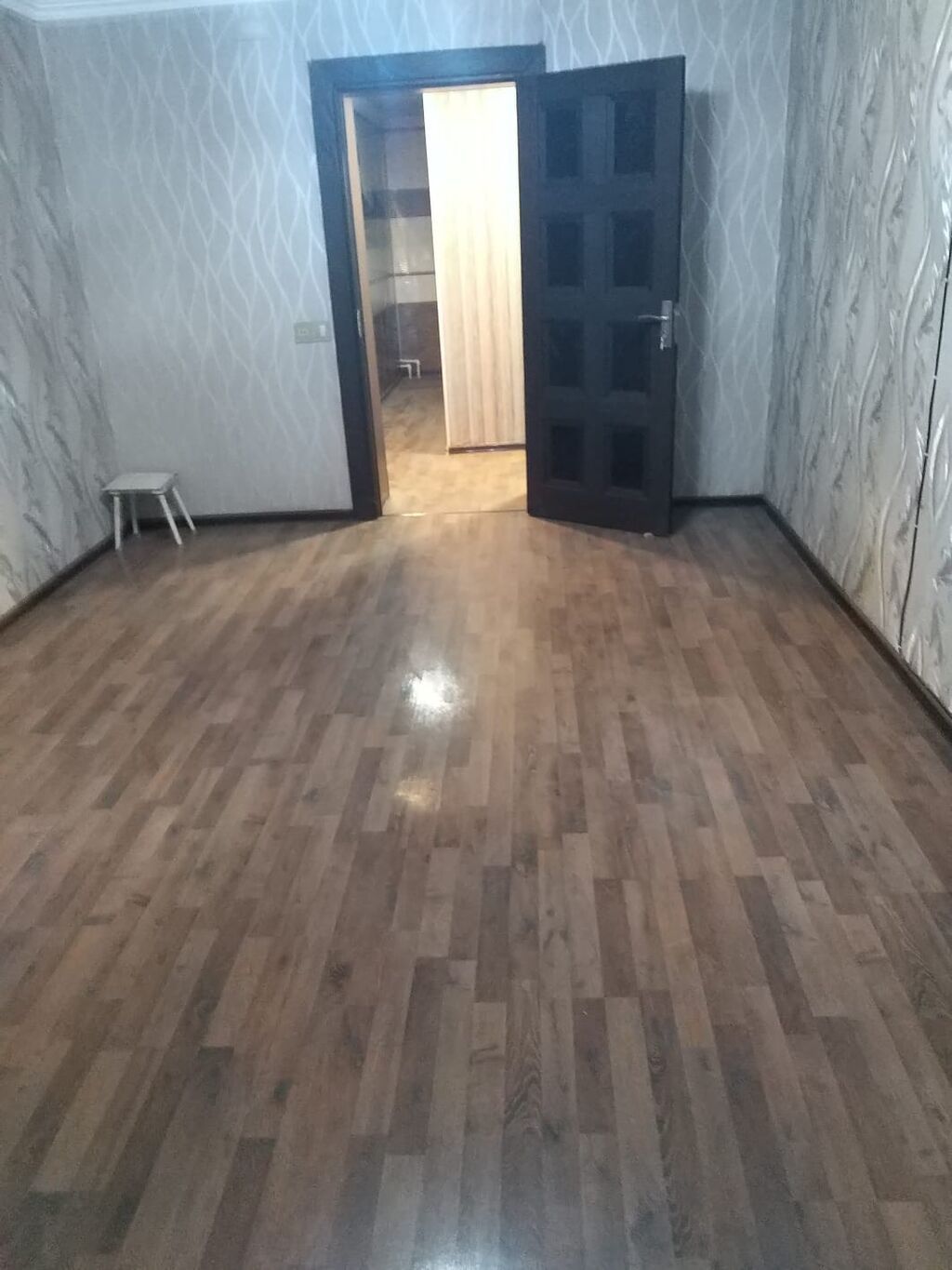 Azadliq prospekti metrosundan 10 deqiqelik mesafede 99 sayli mektebin — Mənzil, Bakı (9)