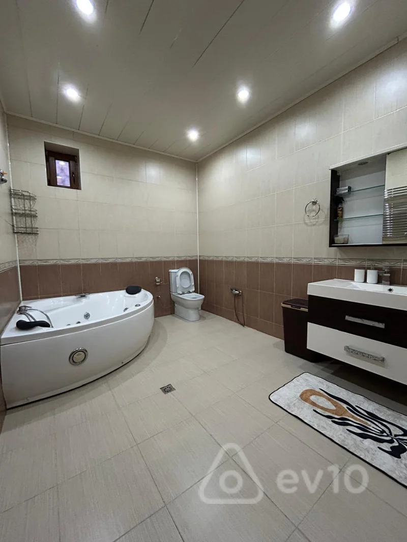 4 otaqlı həyət evi, 400 m², Merdekan — kirayə — Ev, villa, Bakı (6)