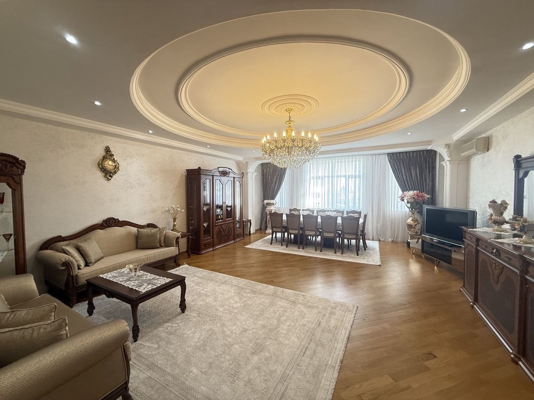 Satılır 4 otaqlı yeni tikili 220 m² — Mənzil, Bakı (2)