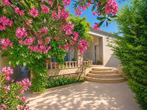 Satılır 4 otaqlı həyət evi/bağ evi 140 m² — Bakı
