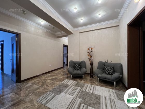 Satılır 5 otaqlı 285 m² yeni tikili 28 May m — Mənzil (12)