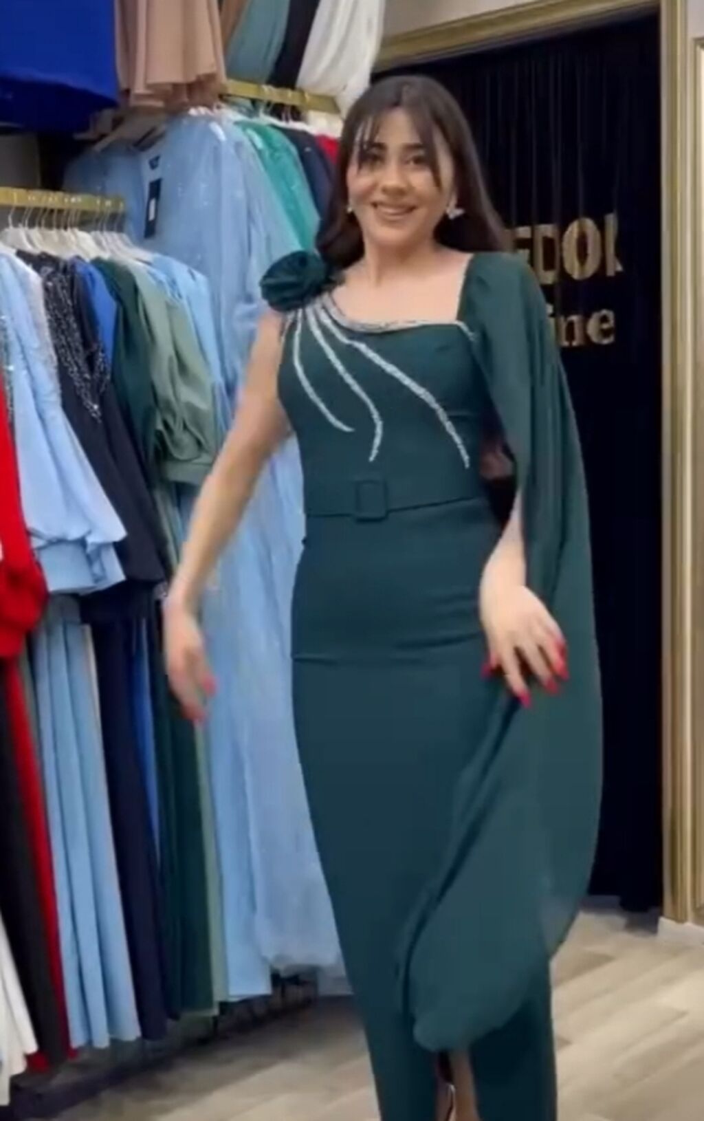 Qadın gecə/libas paltarı - Model: Asimmetrik birqollu, bir tərəfi — Axşam paltarları, Xırdalan (2)