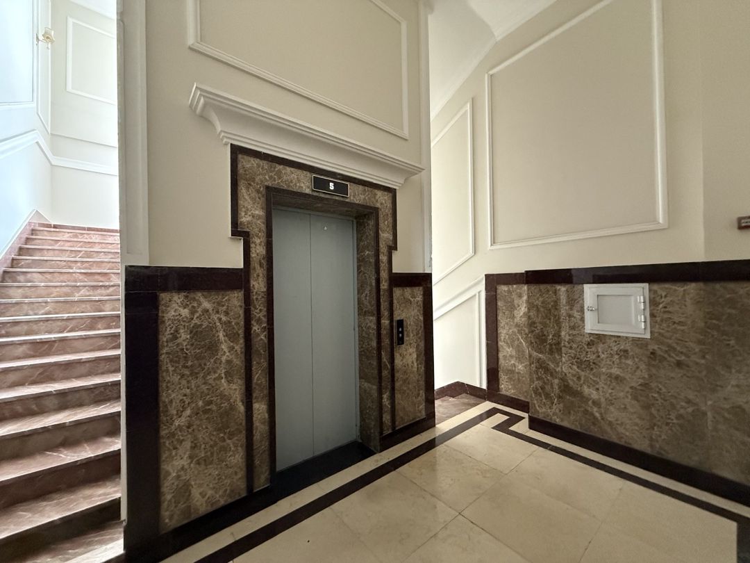 Satılır 6 otaqlı yeni tikili 320 m² — Mənzil, Bakı (12)