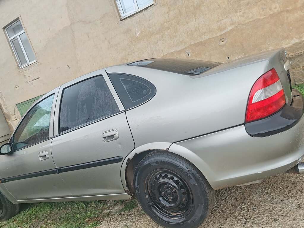 Opel Vectra, 1.6 L, 1997 il, 289 546 km 10-VU-382 — Avtomobillər, Bakı (6)