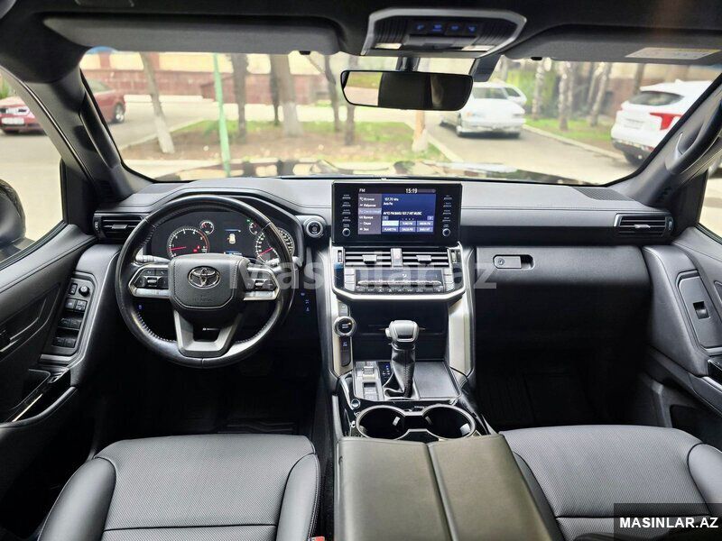 Toyota Land Cruiser 300, 2022 il — Minik avtomobili icarəsi, Bakı (2)
