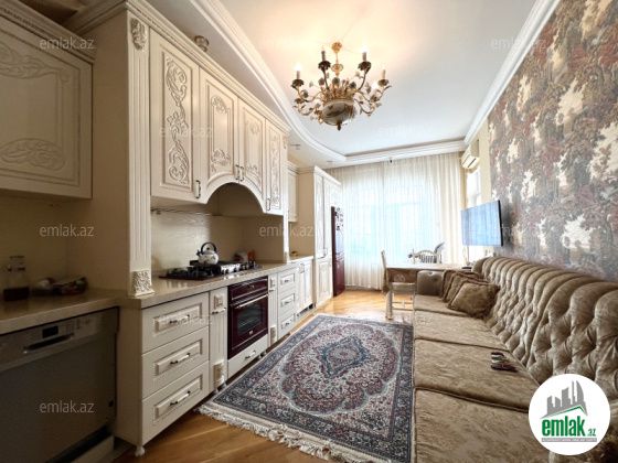 Satılır 5 otaqlı 200 m² yeni tikili İnşaatçılar m — Mənzil (12)