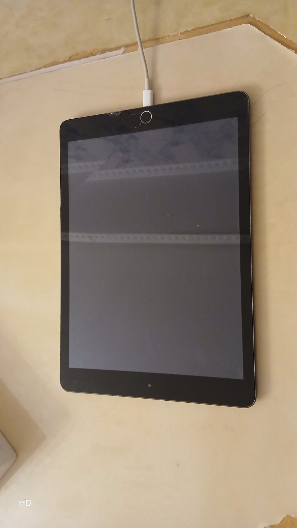 İşlənmiş Apple iPad 7 (2019), 10,2", 64 GB, Ünvandan götürmə, Ödənişli çatdırılma — Apple, Xırdalan (2)
