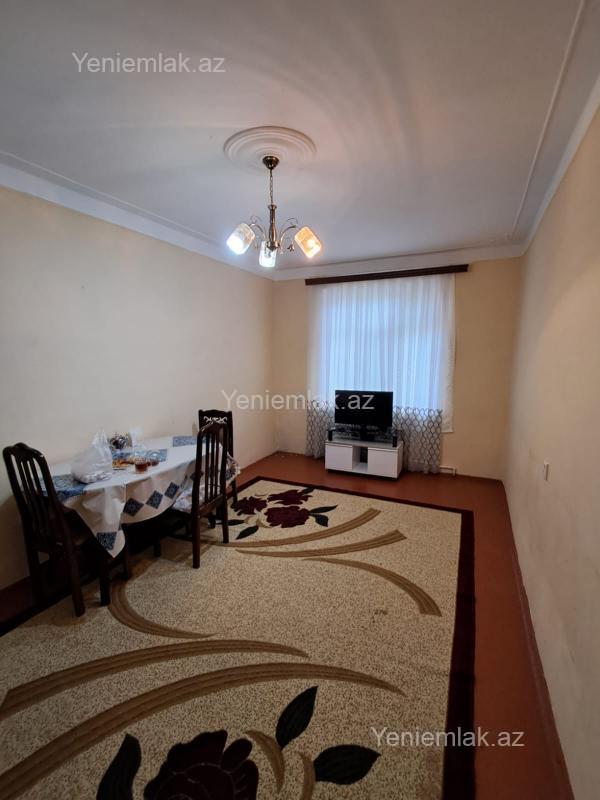 Satılır 2 otaqlı Bina evi menzil (Köhnə tikili), 65 m², Sabunçu rayonu — Mənzil, Bakı