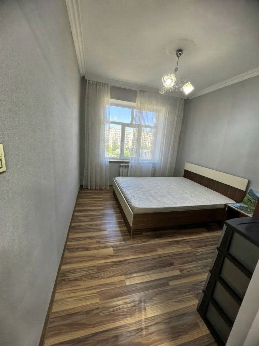 Satılır 2 otaqlı köhnə tikili 65 m² — Mənzil, Bakı (3)