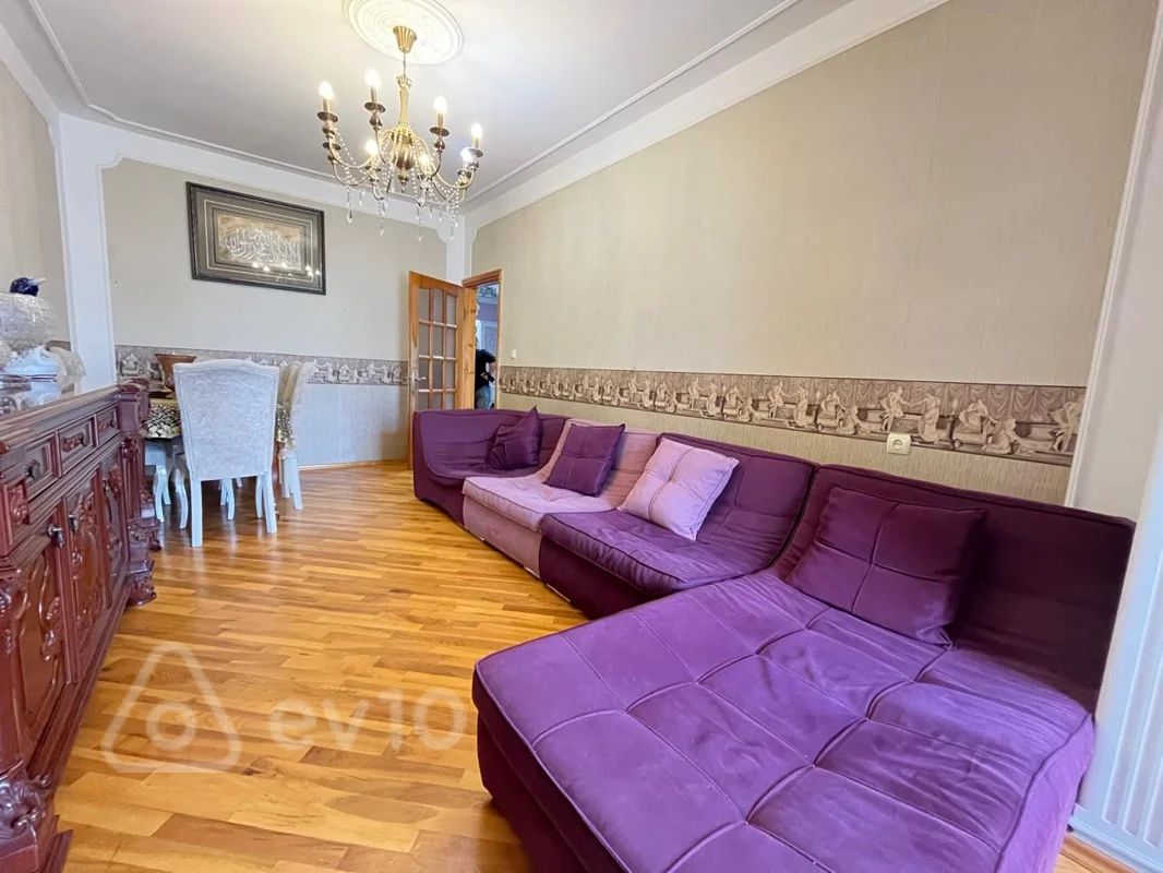 4 otaqlı mənzil, 120 m², Aşıq Molla Cümə — kirayə — Bakı