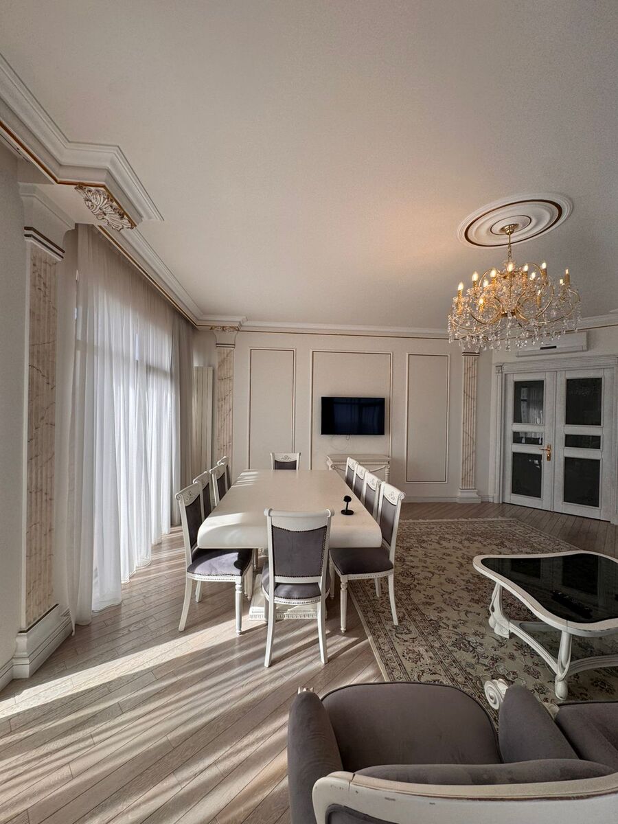 İcarəyə verilir 4 otaqlı yeni tikili 200 m² — Mənzil, Bakı (5)