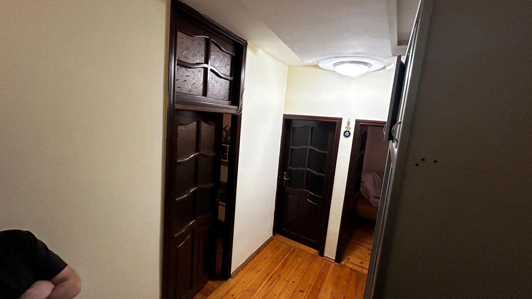 Satılır 4 otaqlı köhnə tikili 100 m² — Mənzil, Bakı (10)