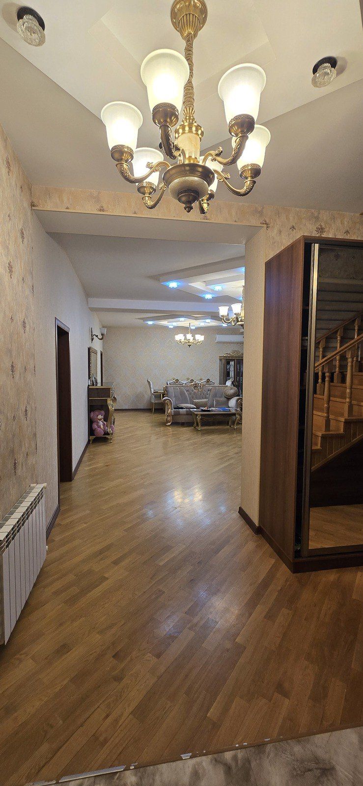 Satılır 5 otaqlı həyət evi/bağ evi 250 m² — Ev, villa, Bakı (4)