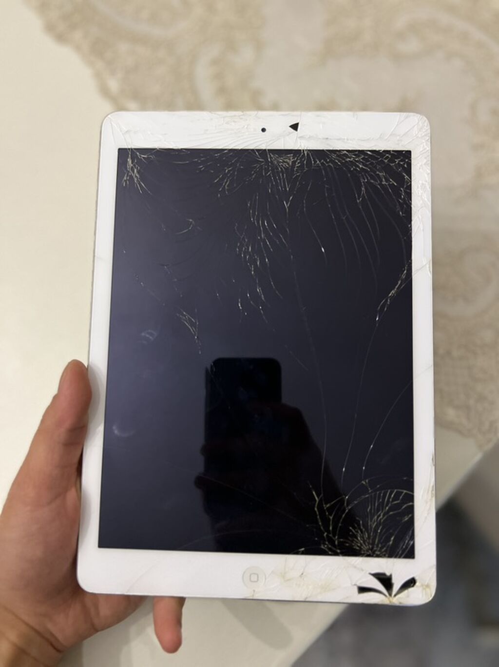 Apple iPad Air 1-ci nəsil, 16GB, A1475. Planşet işlək vəziyyətdədir — Apple, Bakı