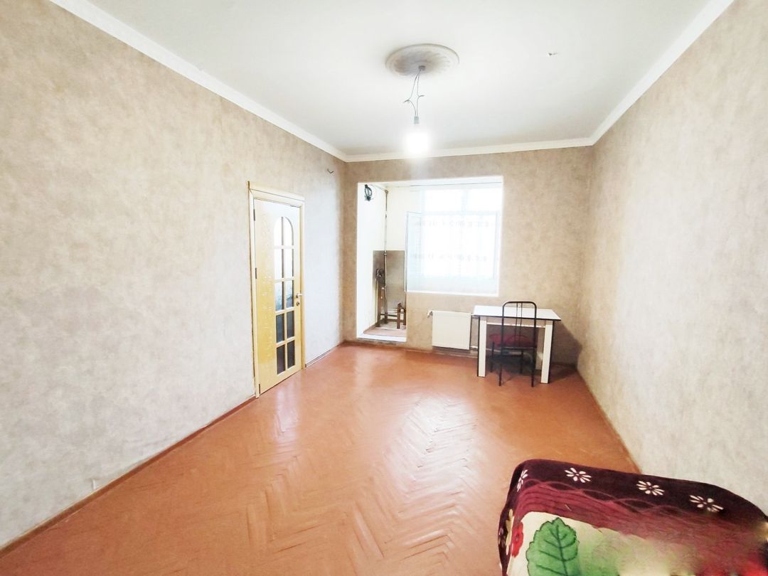 Satılır 2 otaqlı köhnə tikili 35 m² — Mənzil, Bakı