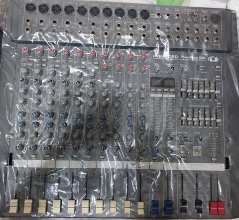 Dynacord PowerMate 1000 – gücləndiricili peşəkar mikser konsolu — Bakı
