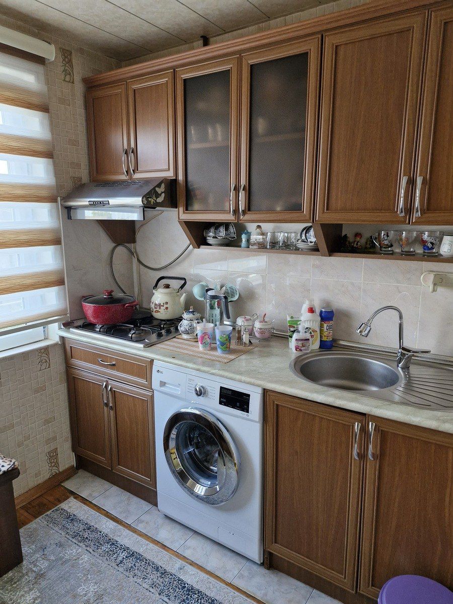 Satılır 4 otaqlı köhnə tikili 80 m² — Mənzil, Bakı (10)