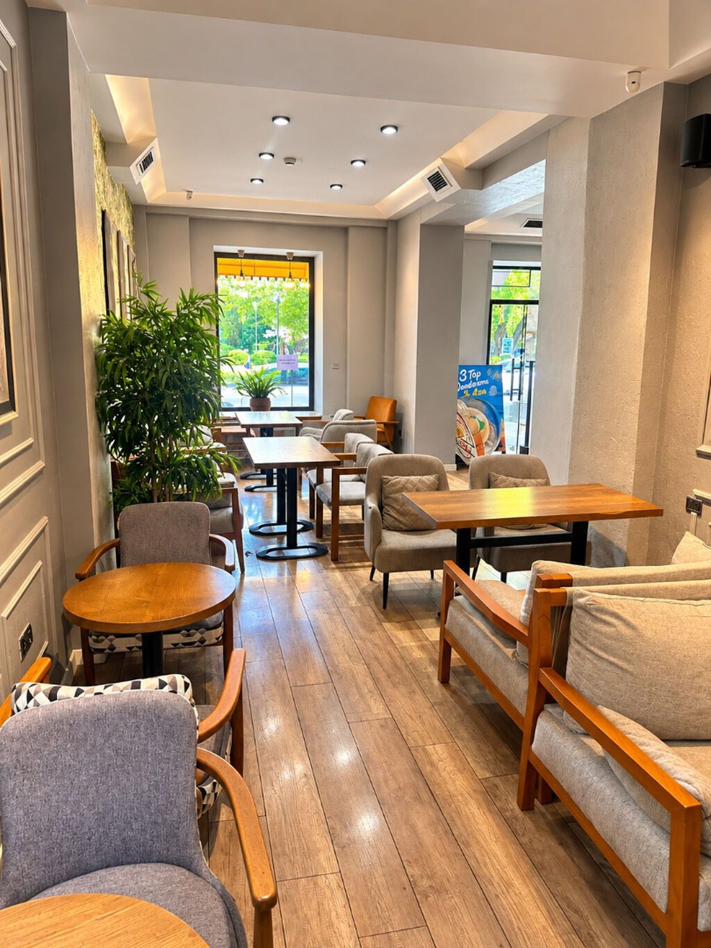 Kafe və ofis üçün əlverişli obyekt icarəyə verilir Obyekt əvvəl kafe — Əmlak, Bakı (6)
