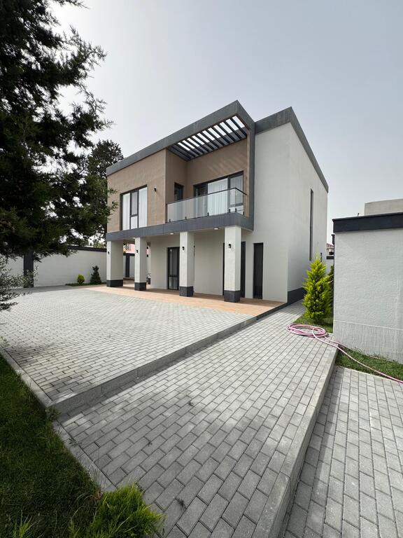 Satılır 4 otaqlı həyət evi/bağ evi 200 m² — Ev, villa, Bakı (4)