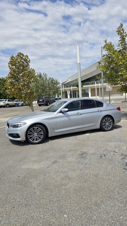 BMW 530e, 2.0 L, 12 kWh, 2018 il, 142 500 km — Avtomobillər, Bakı (9)