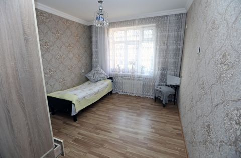 Satılır 3 otaqlı köhnə tikili 63 m² — Bakı