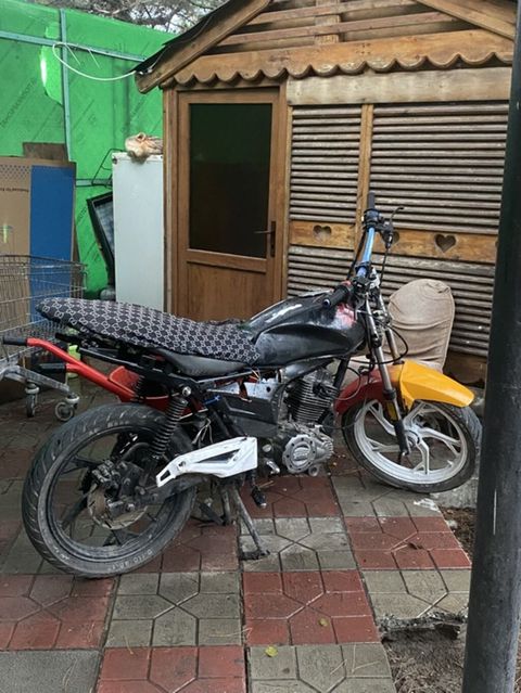 Satlir s150 endirim olacaaq tok stemi yglmaldi 50 manat xerci var bos — Saray