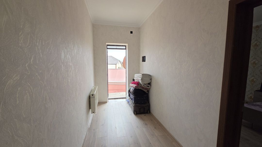 Satılır 4 otaqlı həyət evi/bağ evi 180 m² — Ev, villa, Bakı (12)