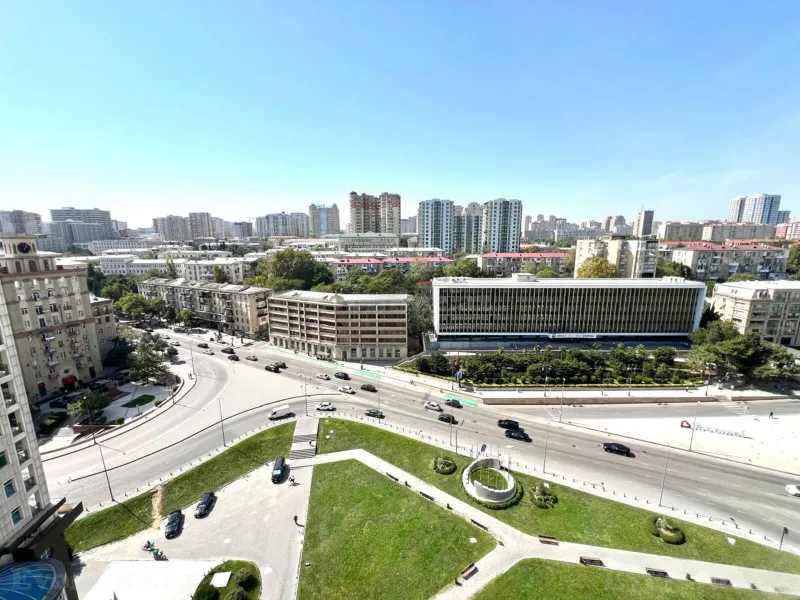 Satılır 3 otaqlı Mənzil Yeni tikili 175 m² Bakı, Yasamal r., Elmlər Akademiyası m — Mənzil, Bakı (5)