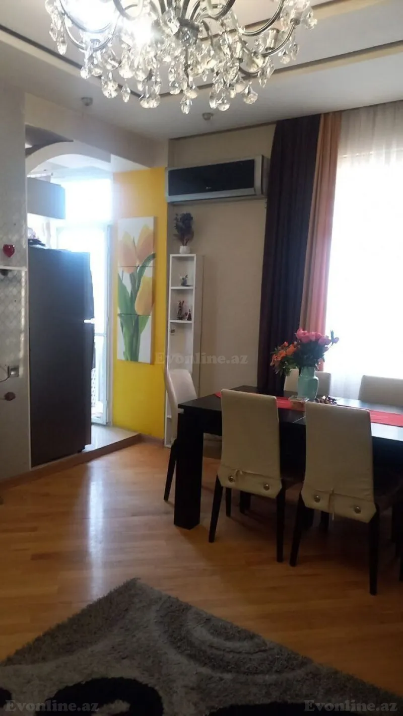 Satılır 3 otaqlı Mənzil Köhnə tikili 63 m² Bakı, Nərimanov r., Nəriman Nərimanov m — Mənzil, Bakı (3)