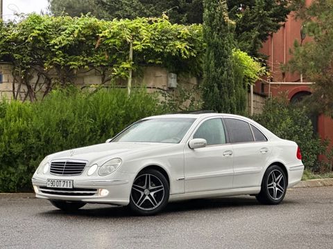 Mercedes E 240, 2.6 L, 2004 il, 272 500 km — Bakı