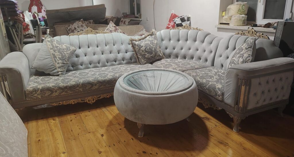 Uqlavoy divan ve pufik satilir. Olcu. 2x3. Unvan Mehdiabad. *Qiymeti — Divanlər, Bakı