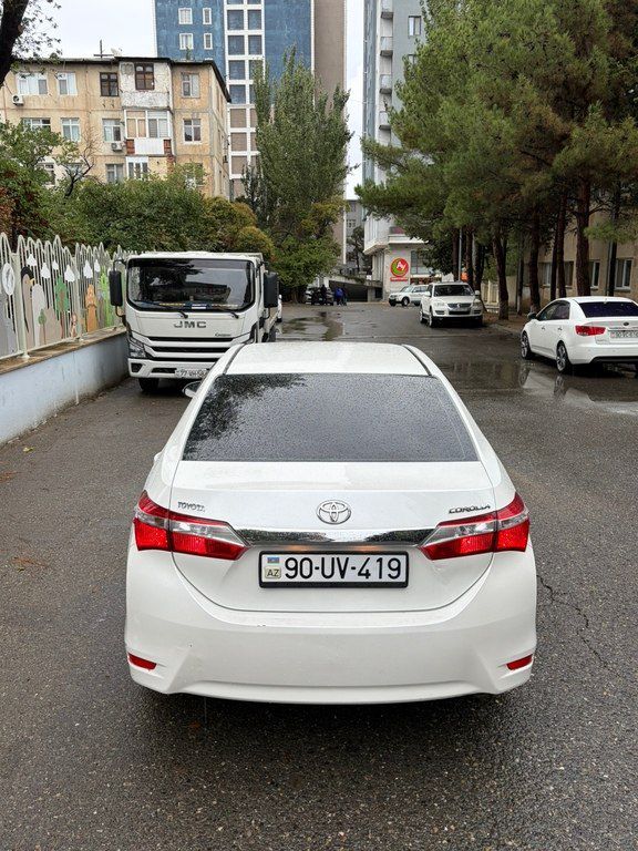 Toyota Corolla, 1.6 L, 2014 il, 263 000 km 90-UV-419 — Avtomobillər, Bakı (4)