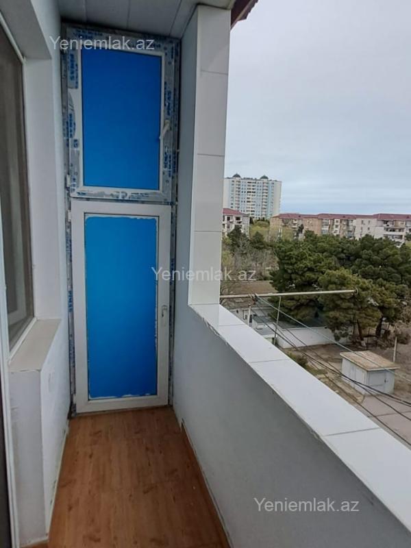 Satılır 3 otaqlı Bina evi menzil (Köhnə tikili), 63 m², 5-ci mikrorayon — Mənzil, Sumqayıt (6)