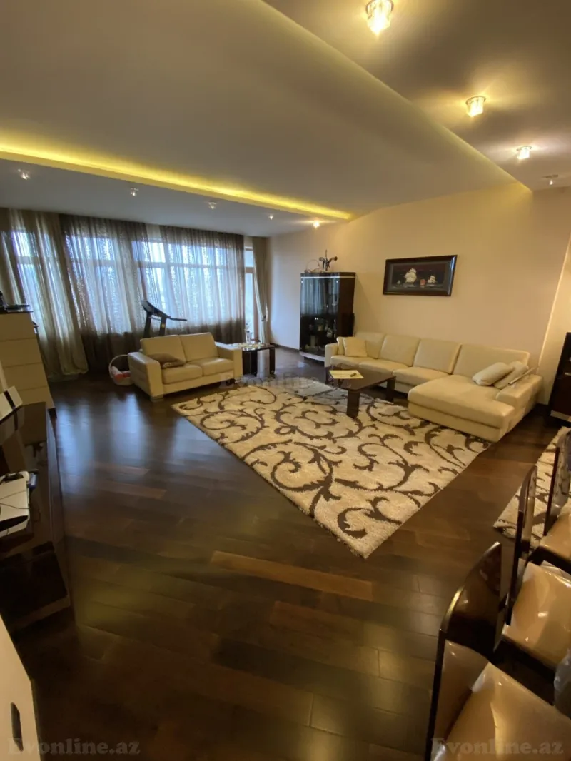Satılır 4 otaqlı Mənzil Yeni tikili 184 m² Bakı, Yasamal r., Elmlər Akademiyası m — Bakı
