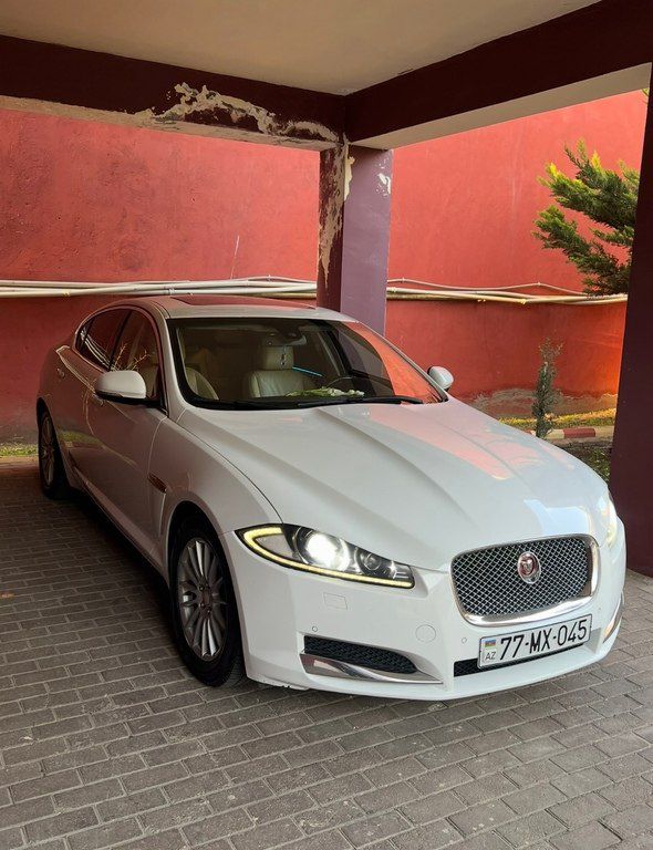 Jaguar XF, 2.2 L, 2015 il, 249 000 km 77-MX-045 — Avtomobillər, Bakı (2)