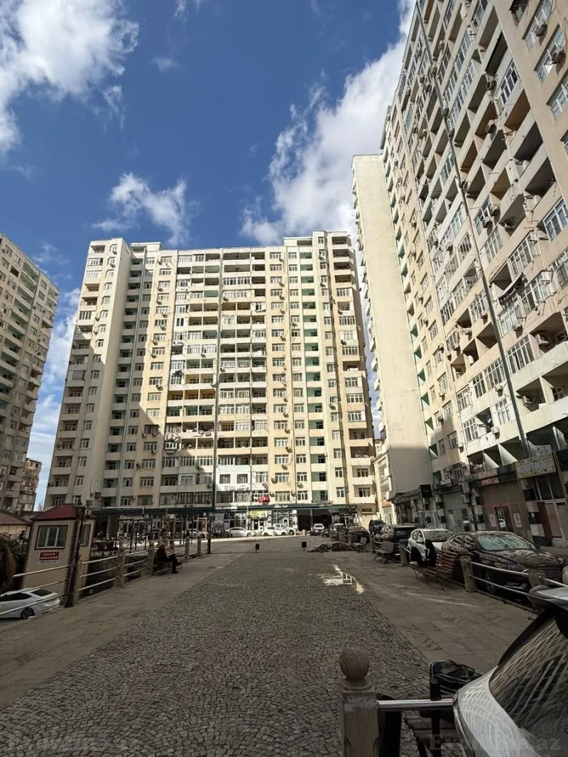 Satılır 1 otaqlı Mənzil Yeni tikili 62 m² Bakı, Xətai r., Həzi Aslanov m., Həzi Aslanov — Bakı