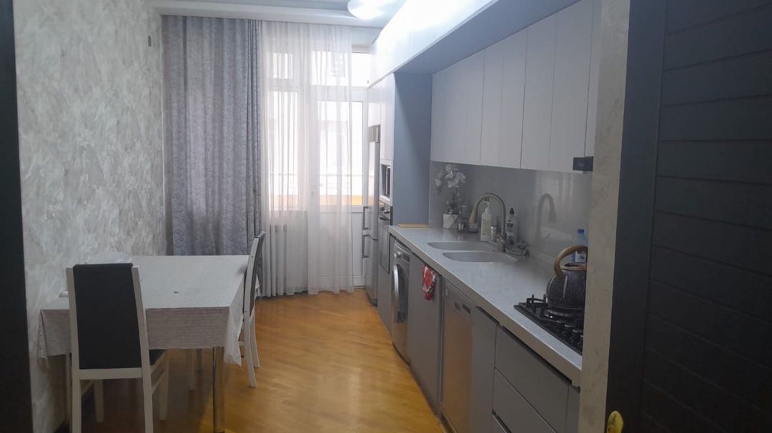 İcarəyə verilir 2 otaqlı yeni tikili 88 m² — Mənzil, Bakı (9)