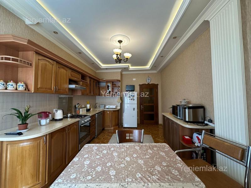 Satılır 3 otaqlı Bina evi menzil (Yeni tikili), 140 m², Yasamal rayonu — Mənzil, Bakı (10)