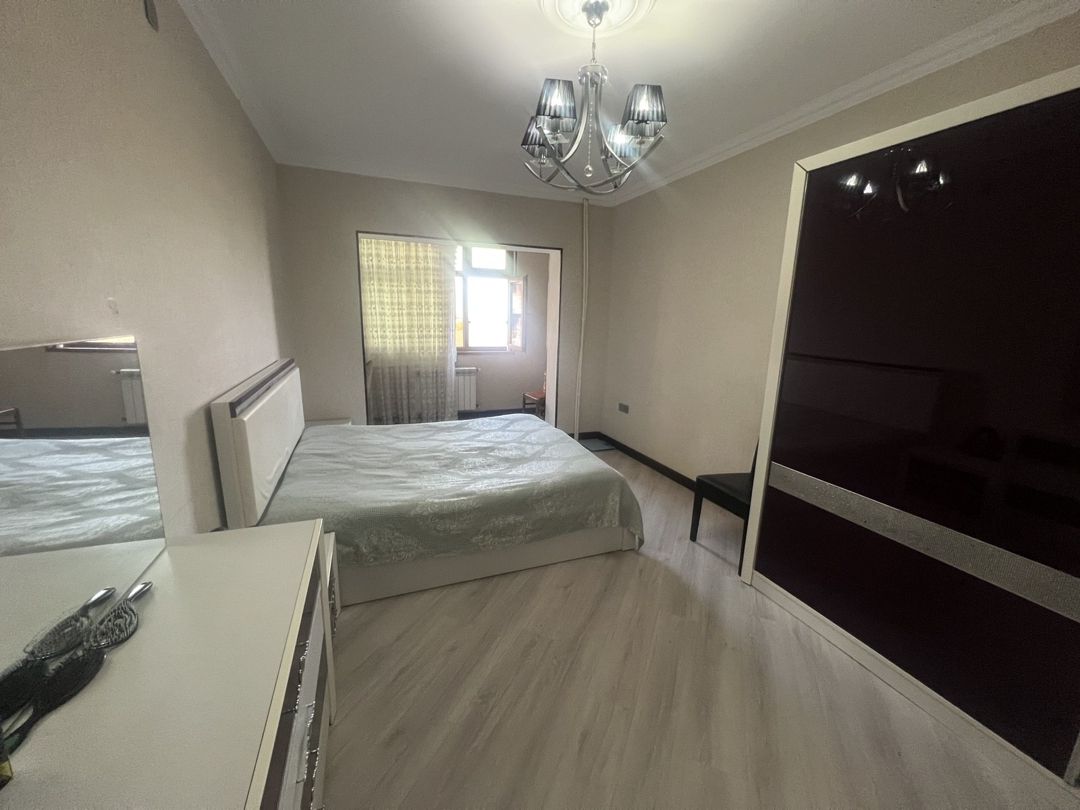 Satılır 4 otaqlı köhnə tikili 95 m² — Mənzil, Bakı (2)