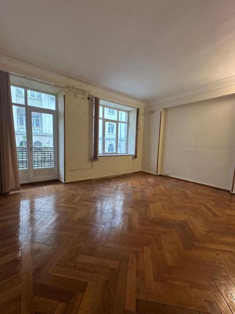 Satılır 3 otaqlı köhnə tikili 100 m² — Bakı