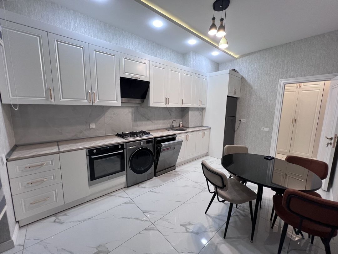 İcarəyə verilir 2 otaqlı yeni tikili 75 m² — Mənzil, Bakı (7)