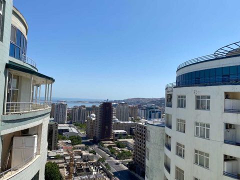 Satılır 5 otaqlı yeni tikili 440 m² — Bakı