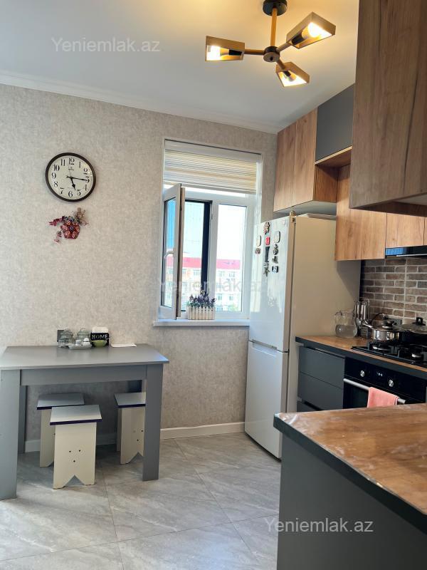 Satılır 5 otaqlı Bina evi menzil (Köhnə tikili), 95 m², 13-cü mikrorayon — Mənzil, Sumqayıt (3)
