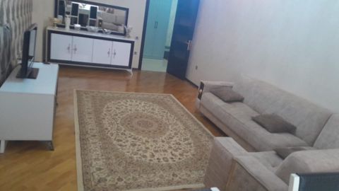 İcarəyə verilir 2 otaqlı yeni tikili 88 m² — Bakı