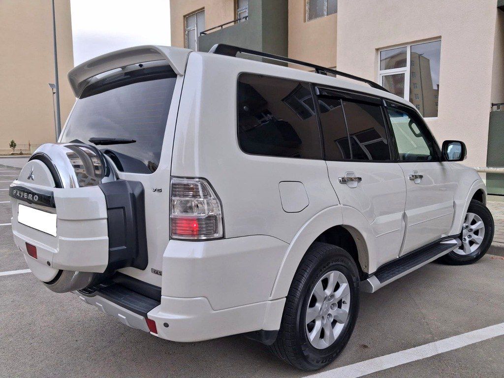Mitsubishi Pajero, 3.5 L, 2012 il, 209 000 km — Avtomobillər, Bakı (11)