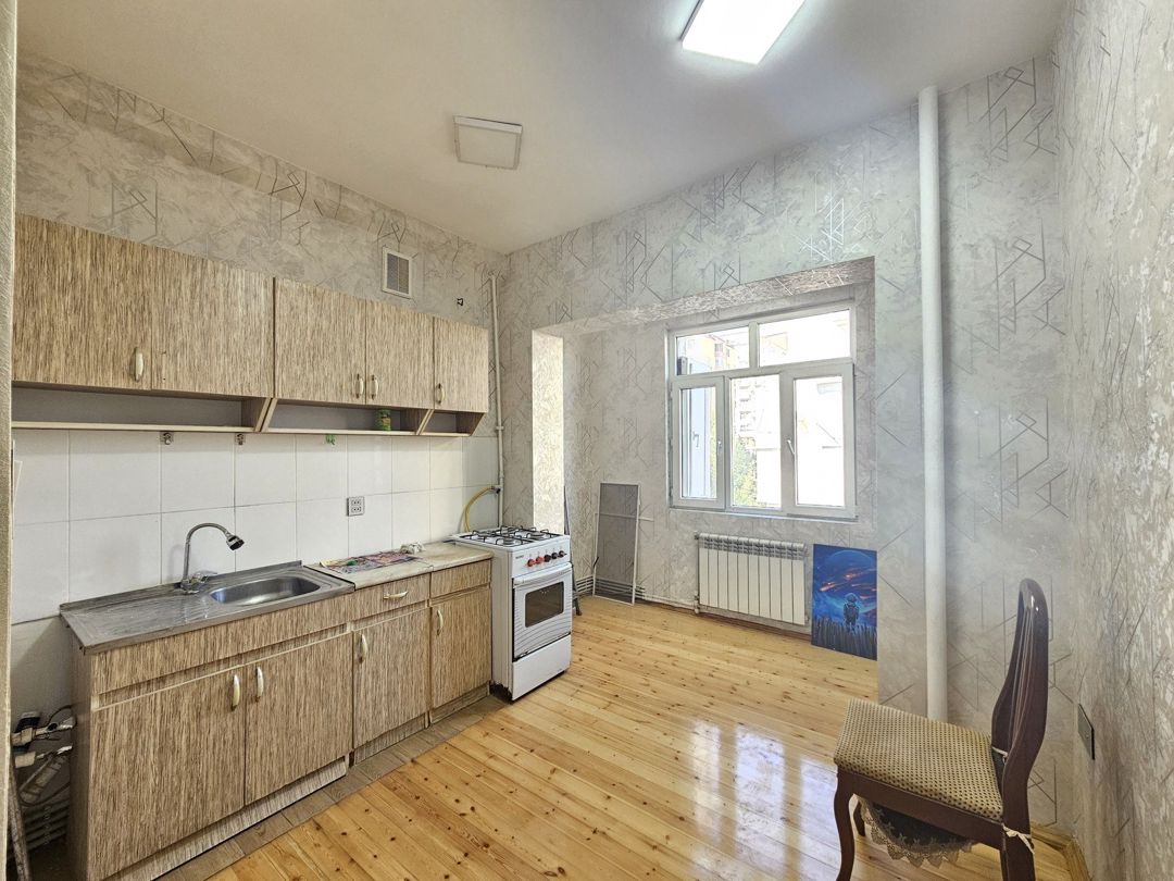 Satılır 2 otaqlı köhnə tikili 48 m² — Mənzil, Bakı (3)
