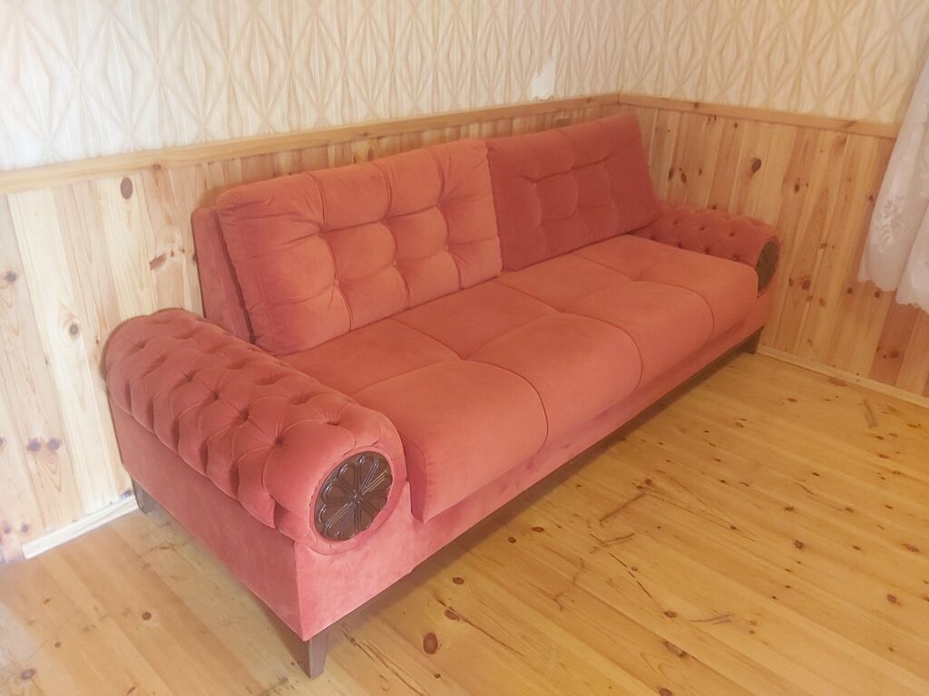 Qırmızı rengde olan, 1 divan, 2 kreslo, yaxşı veziyyetde, real alana — Yumşaq mobilya dəstləri, Masazır (4)