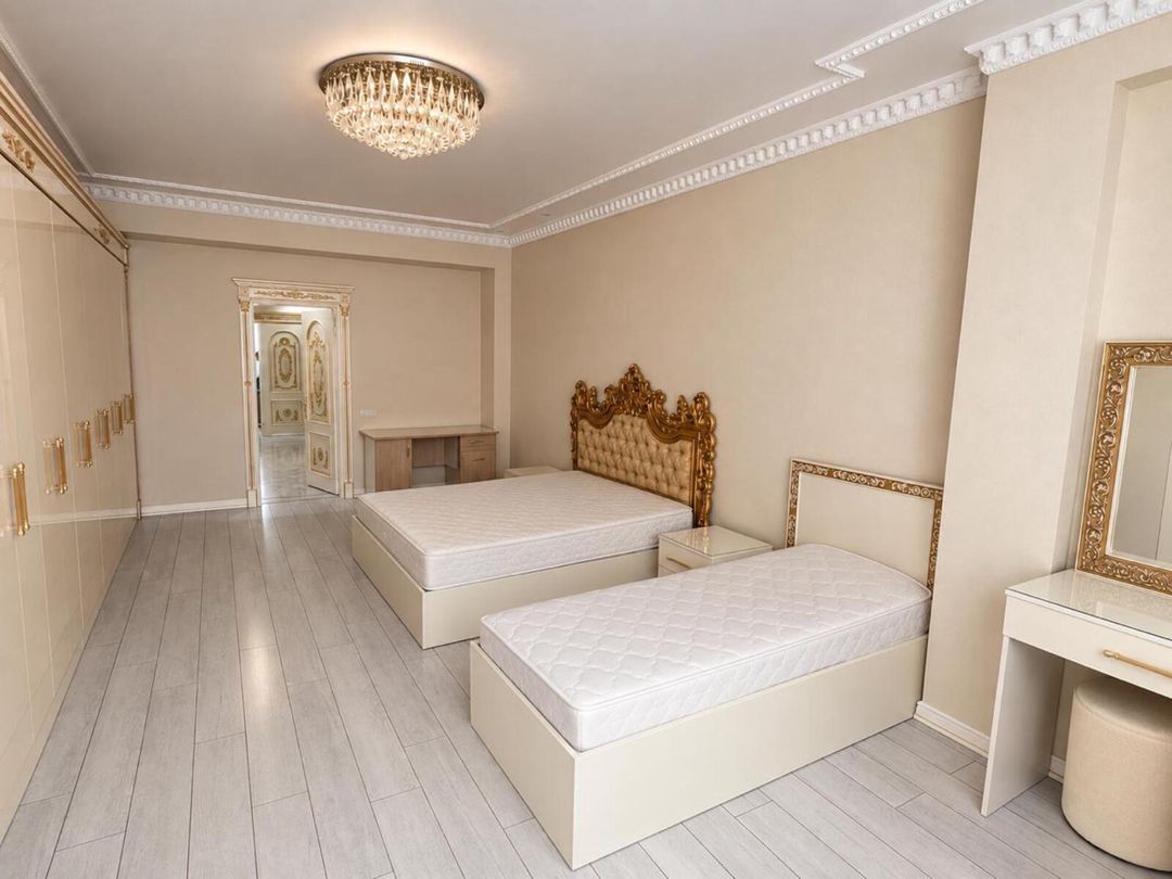 İcarəyə verilir 3 otaqlı yeni tikili 234 m² — Mənzil, Bakı (6)
