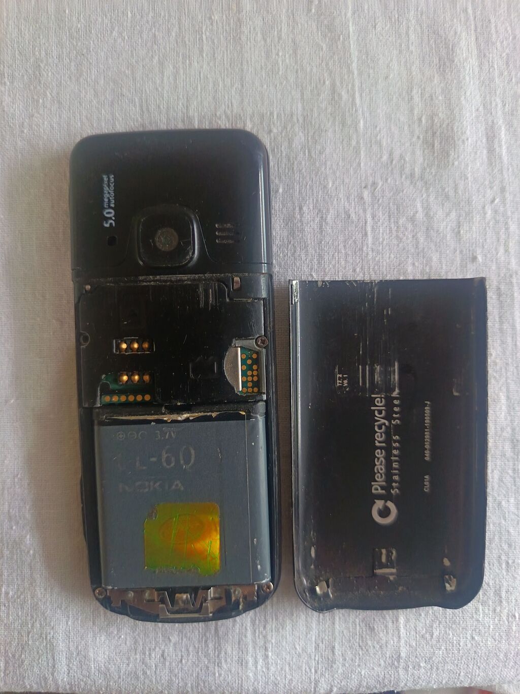 Nokia 6700 Slide, 4 GB, rəng - Qara, Düyməli — Nokia, Masazır (4)